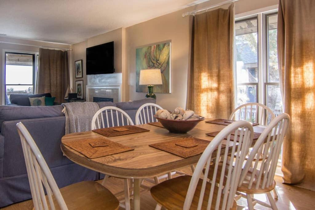 Pelican Point Unobstructed Beach Views Beach Access Out Back Door! Harbor Island Екстер'єр фото