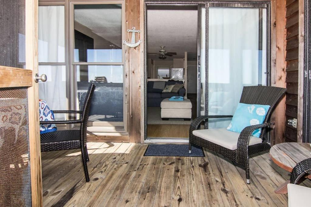 Pelican Point Unobstructed Beach Views Beach Access Out Back Door! Harbor Island Екстер'єр фото