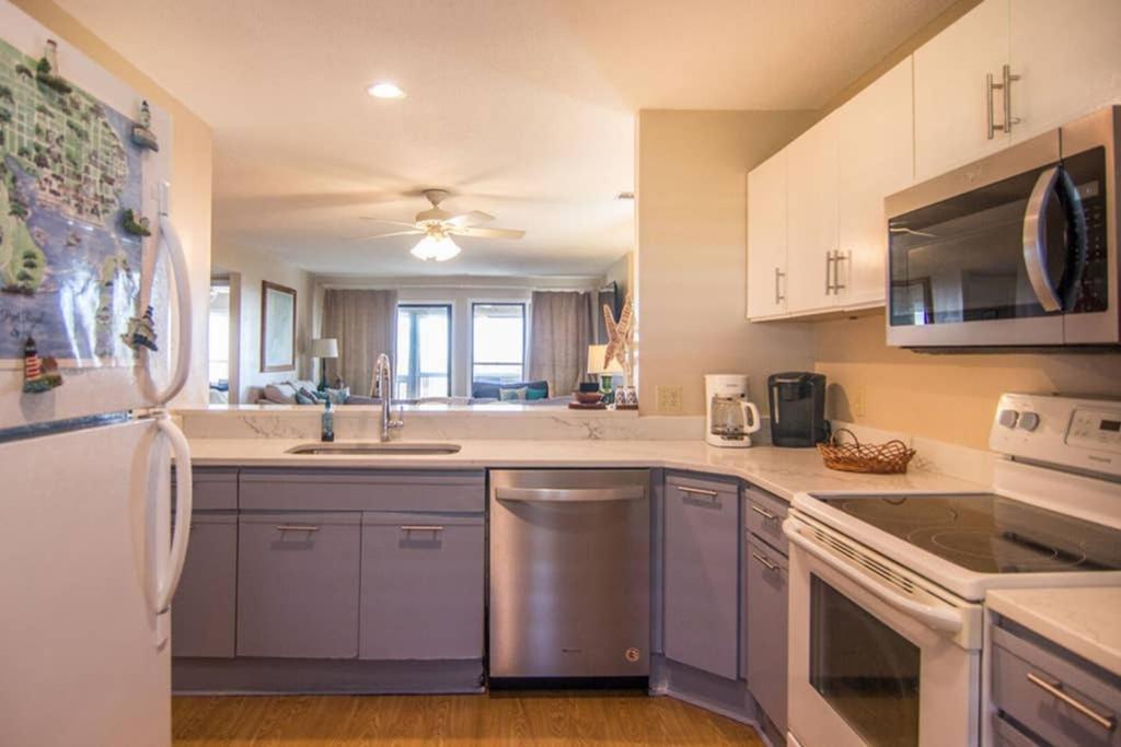 Pelican Point Unobstructed Beach Views Beach Access Out Back Door! Harbor Island Екстер'єр фото