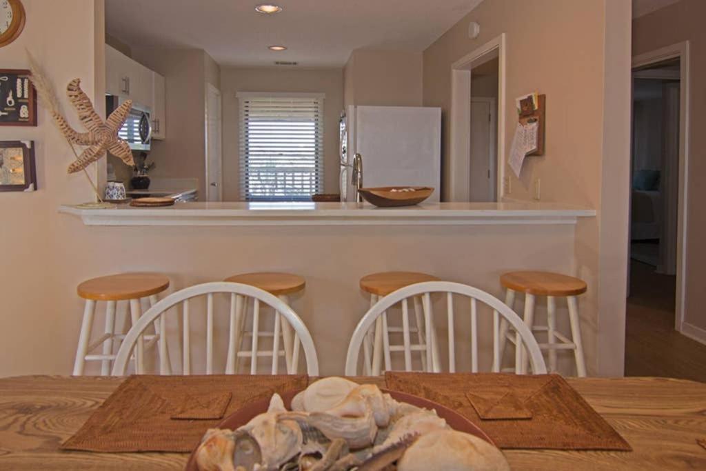 Pelican Point Unobstructed Beach Views Beach Access Out Back Door! Harbor Island Екстер'єр фото